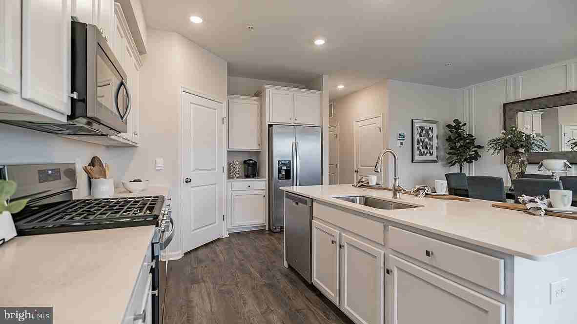 1071 Meadowlark Dr - Photo 5 of 28