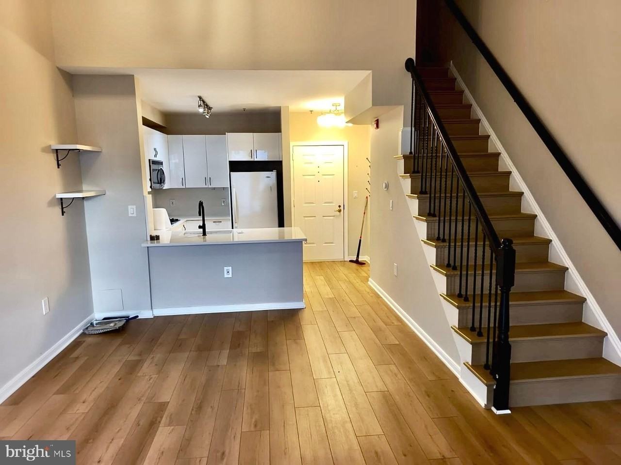 1641 International Dr Unit 418 #418 - Photo 6 of 29