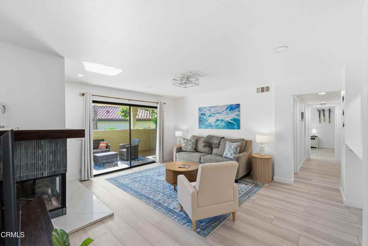 2053 Majorca Dr - Photo 6 of 41