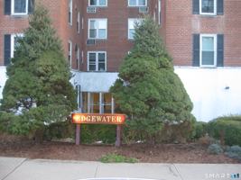 featured image of 7 4th St