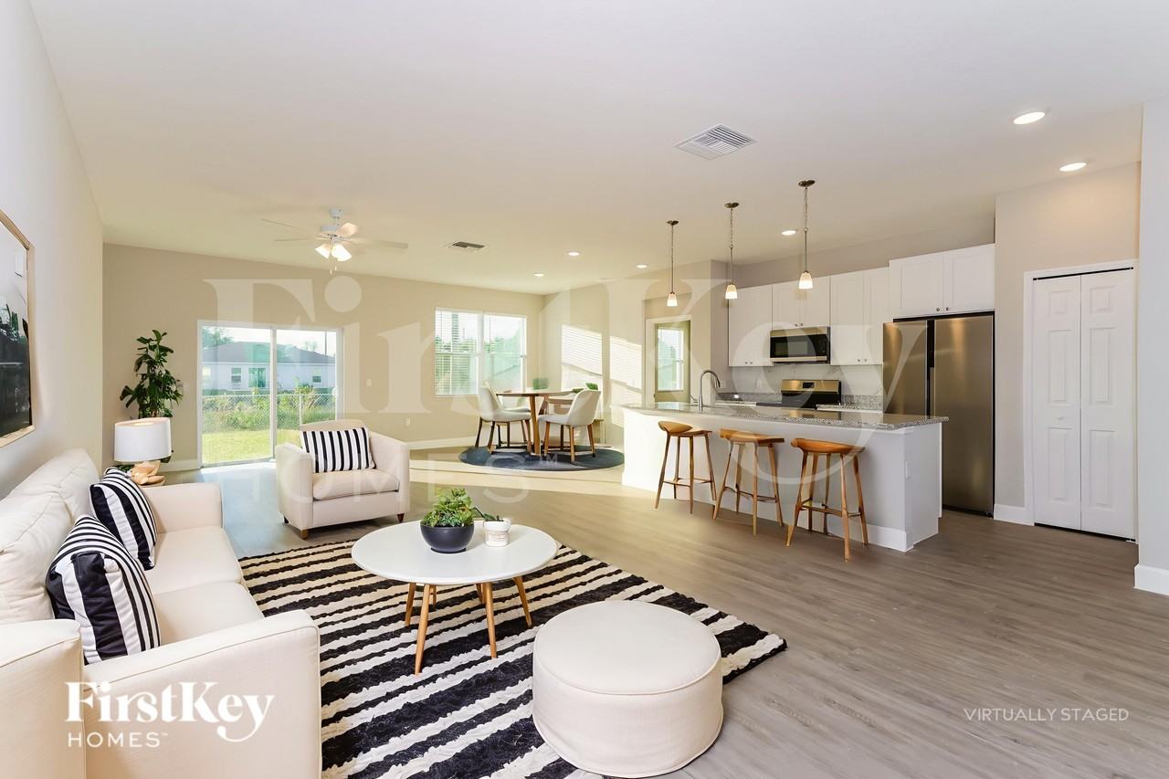 3190 Halsey Ave Se - Photo 3 of 19