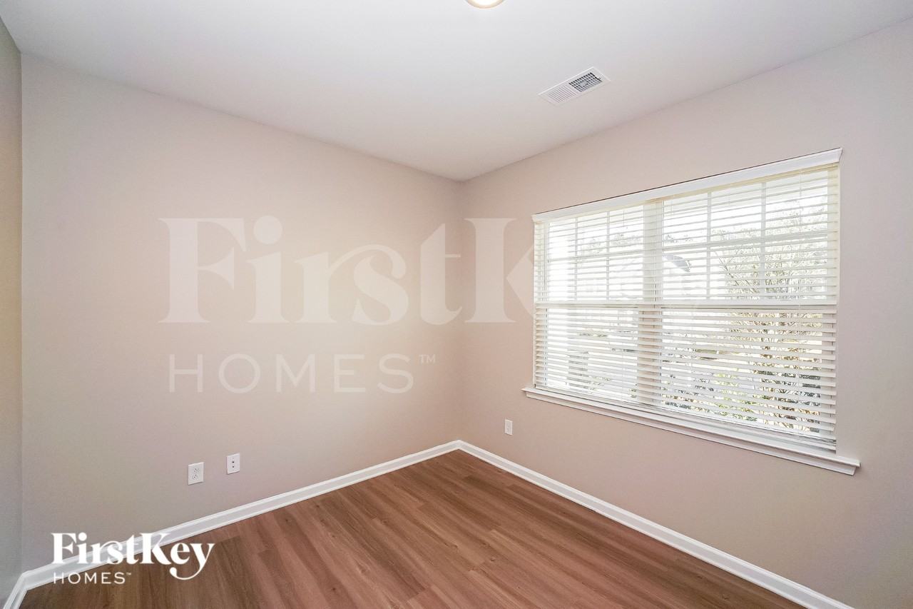 205 Falls Cove Dr - Photo 6 of 19