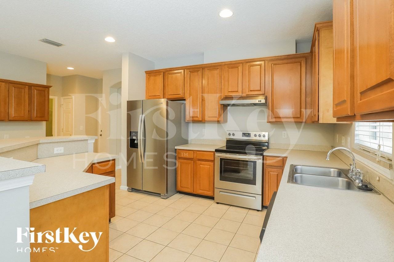 723 Candlebark Dr - Photo 5 of 15