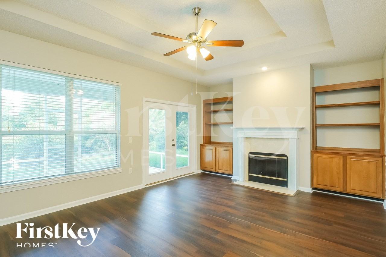 723 Candlebark Dr - Photo 6 of 15