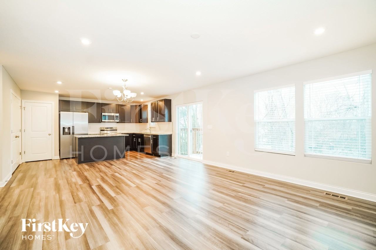 1904 Ream Dr - Photo 3 of 19