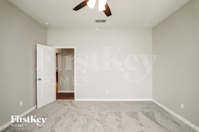 2556 Isabela Ter - Photo 7 of 15