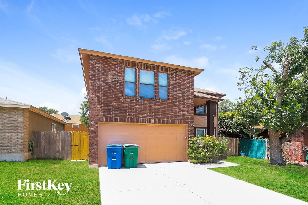 9426 Bendell - Photo 2 of 15