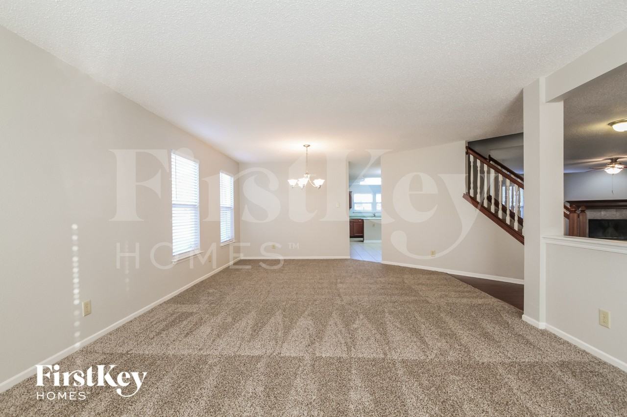 12735 Howe Rd - Photo 3 of 15