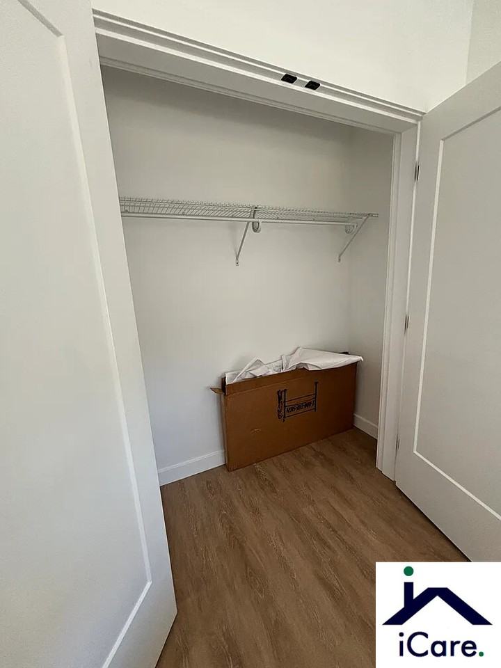 201 Gardner St #1 - Photo 3 of 20