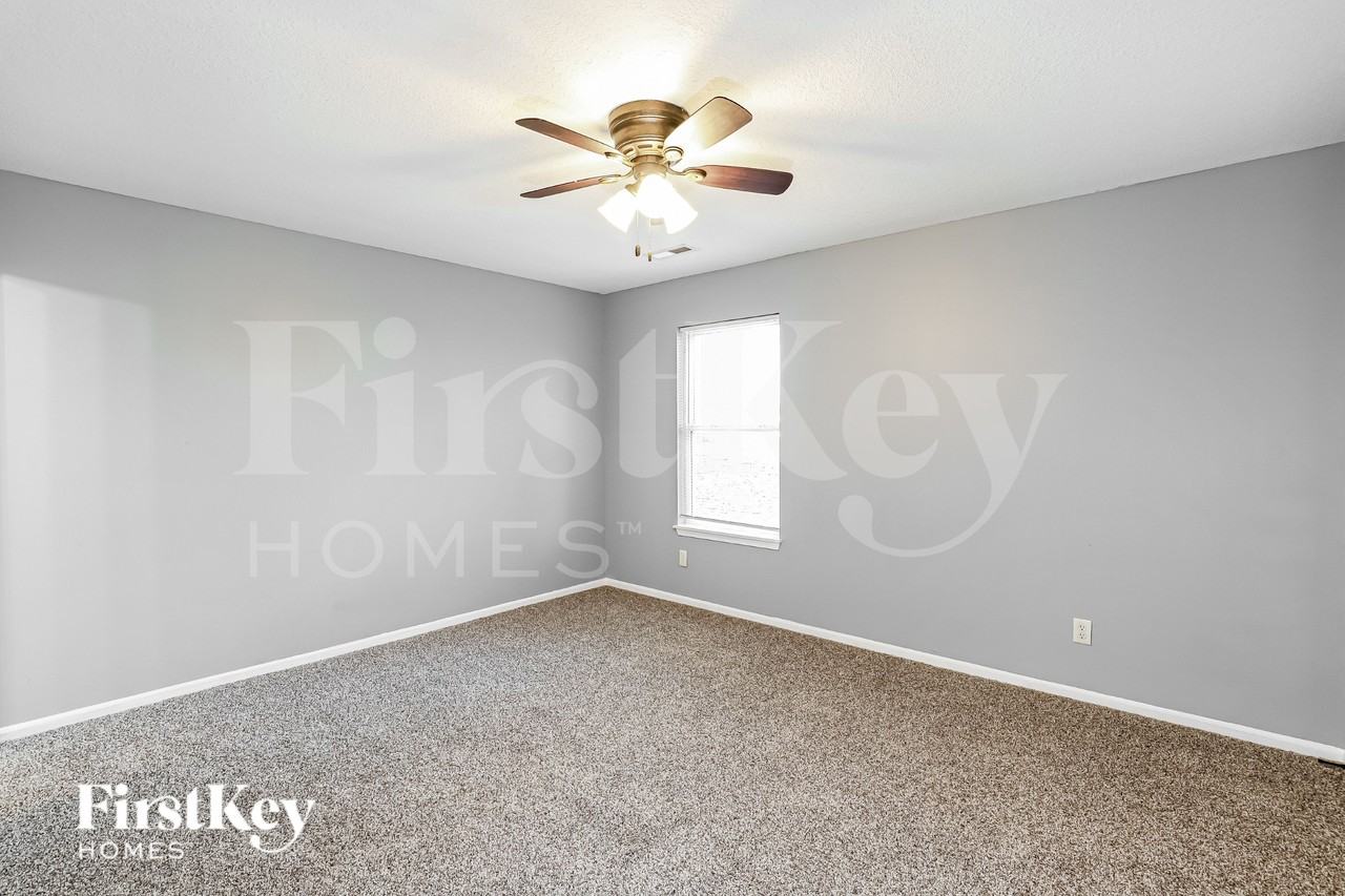 5110 N Bellaire Ave - Photo 7 of 19