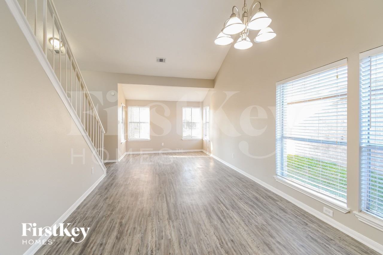 15915 Vista Del Mar Dr - Photo 4 of 15