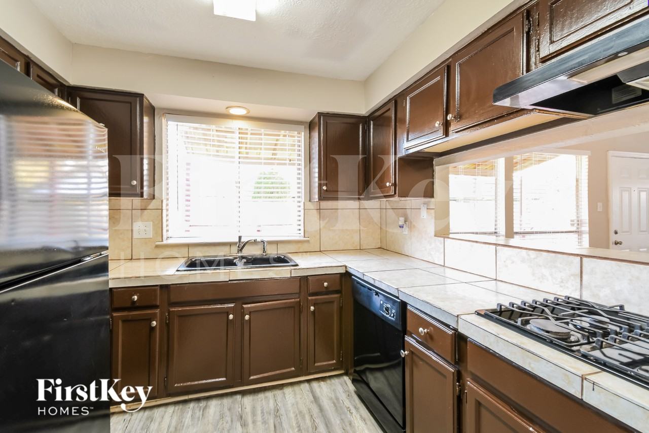 15915 Vista Del Mar Dr - Photo 5 of 15