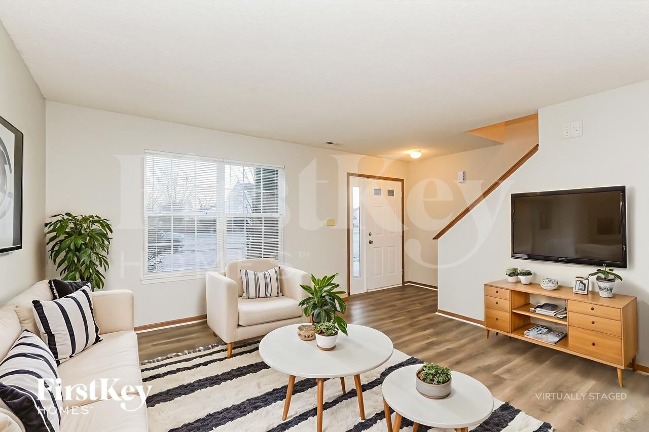 1279 Blue Heron Ln - Photo 4 of 19