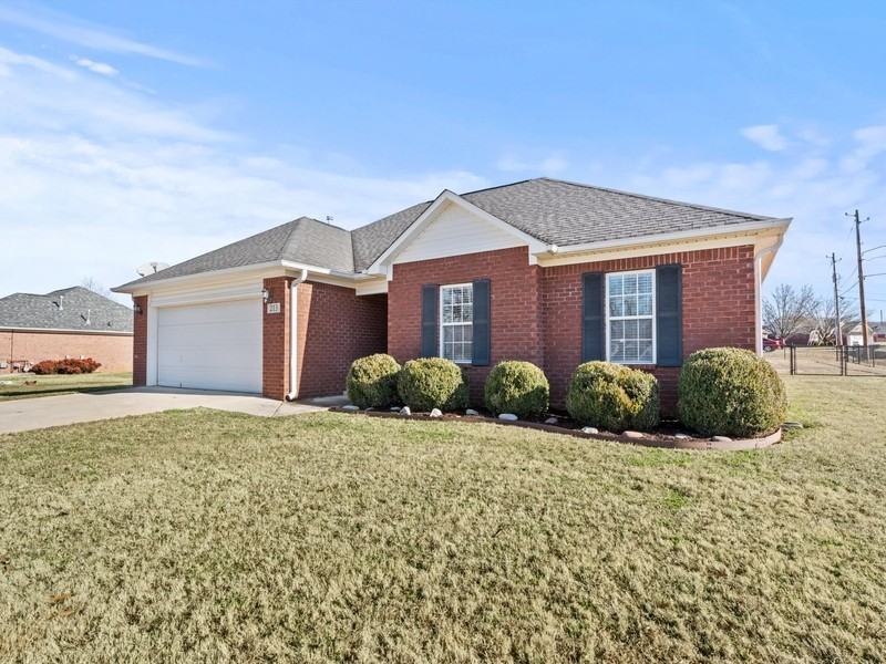 213 Steppe Ct - Photo 2 of 30