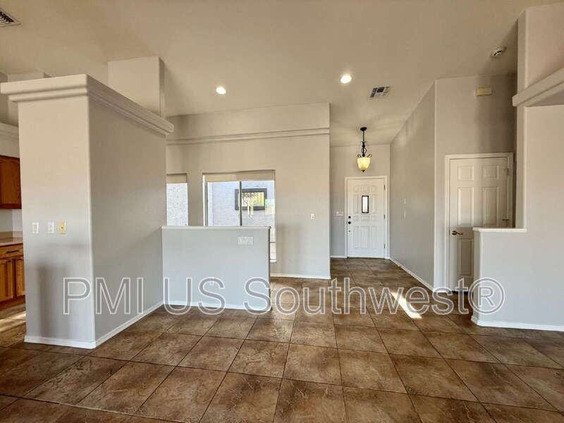 2917 Desert Vista Dr - Photo 7 of 35