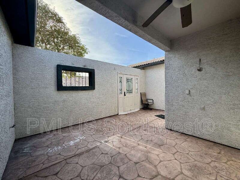 2917 Desert Vista Dr - Photo 5 of 35