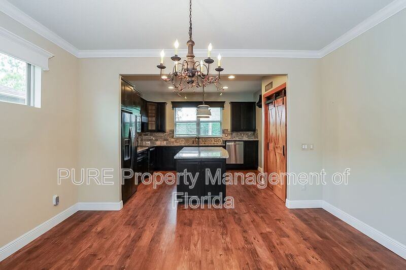 9515 Sw 76th St - Photo 7 of 50