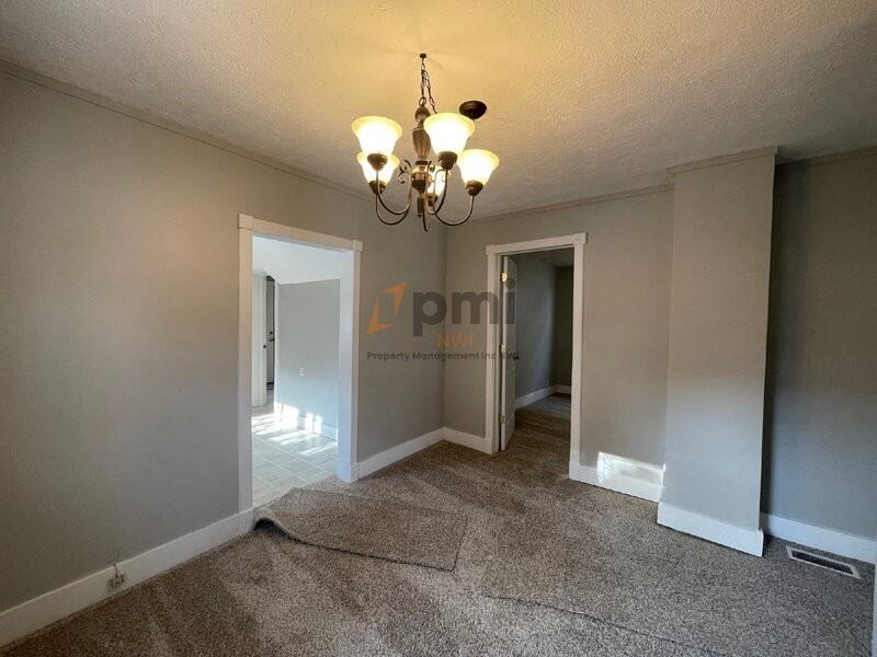 406 A St - Photo 7 of 17