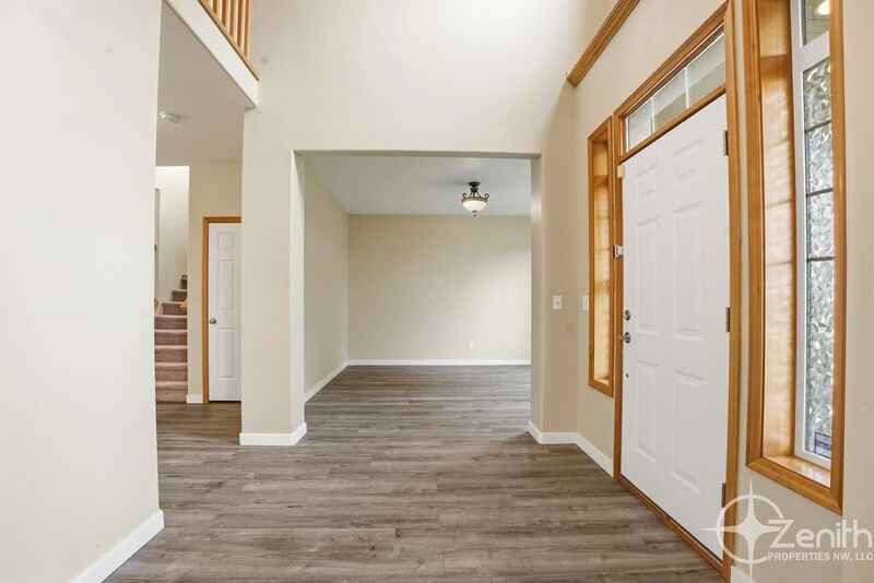 1511 Se 86th Ct - Photo 2 of 34