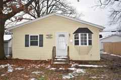 705 W Broadway St - Photo 1 of 1