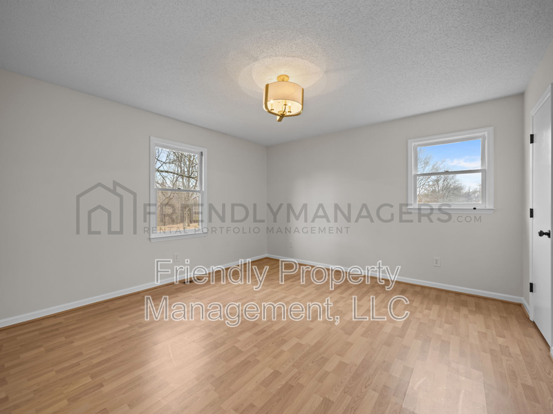 2119 Dave St - Photo 5 of 14