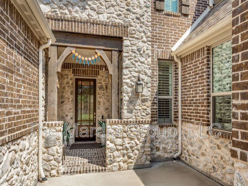 905 Asbury Dr - Photo 2 of 25