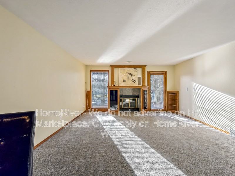 3808 S Alder Dr - Photo 5 of 24