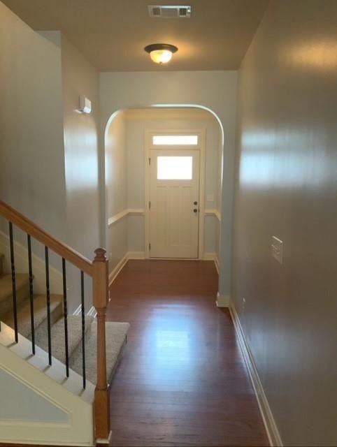 2312 Oakton Pl Se - Photo 2 of 13