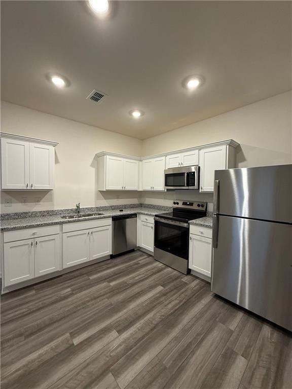 306 Rydal Way - Photo 6 of 20