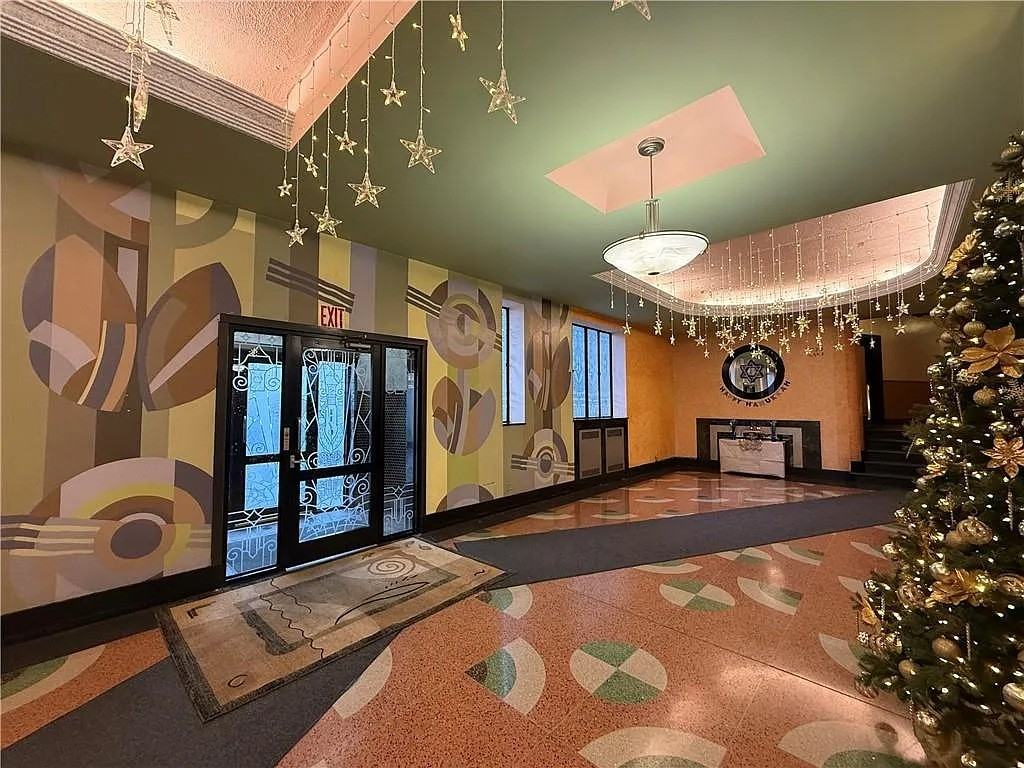 1150 Brighton Beach Ave #5M - Photo 3 of 14