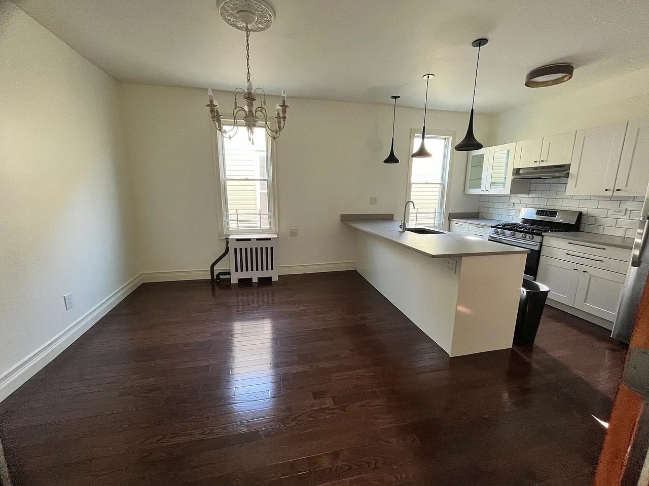 1471 Saint Lawrence Ave #2 - Photo 3 of 14