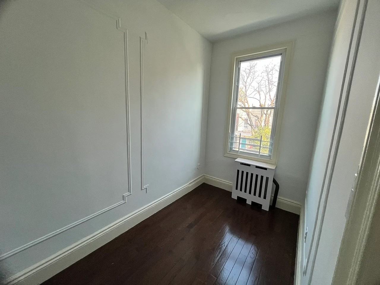 1471 Saint Lawrence Ave #2 - Photo 6 of 14