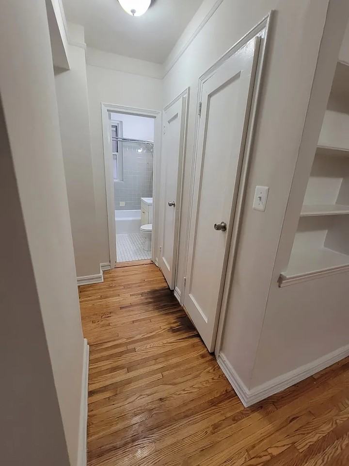 4330 48th St #B1 - Photo 6 of 7