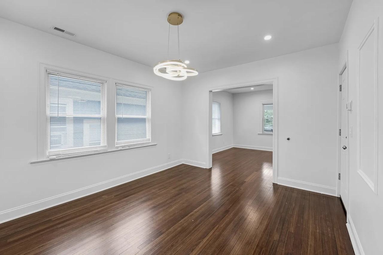 33 Elmwood Ave - Photo 6 of 15