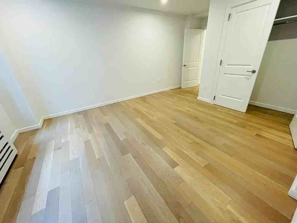 160 E 48th St #5CD - Photo 6 of 13