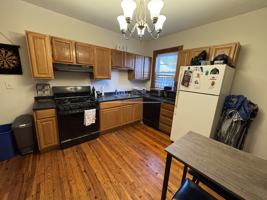featured image of 364 Crescent St #2A