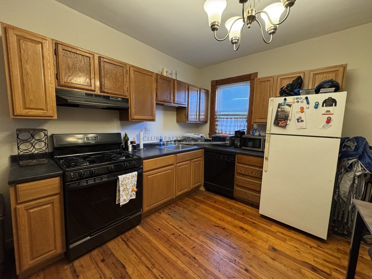 364 Crescent St #2A - Photo 3 of 20