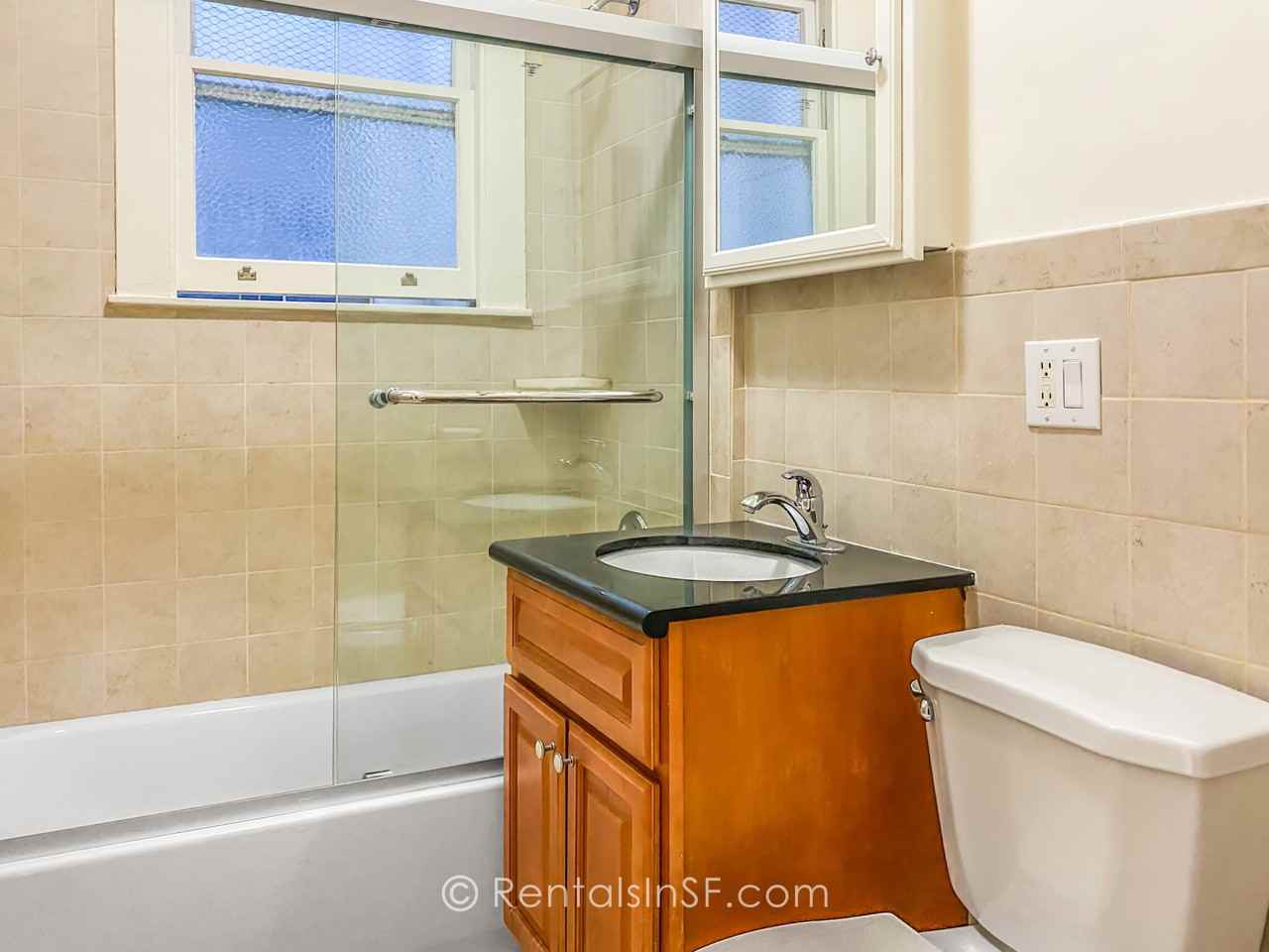 1464 Taylor St #5 - Photo 4 of 8