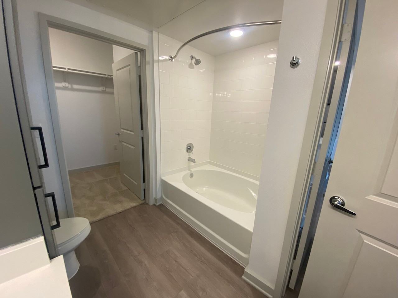 2670 S A W Grimes Blvd #02-283 - Photo 5 of 10