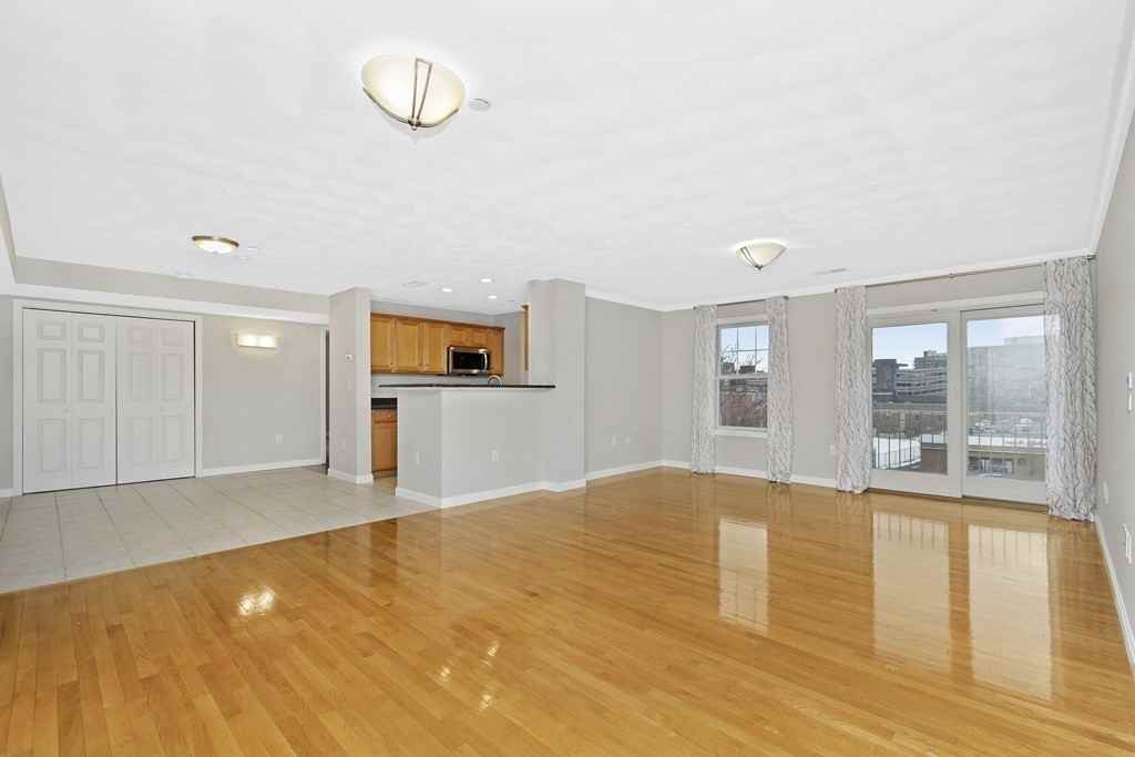 260 Main St #304 - Photo 4 of 32