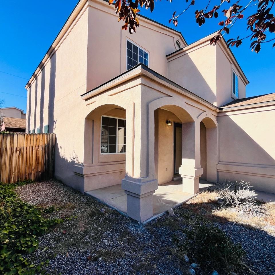 2201 Sea Foam St Nw #1 - Photo 4 of 6