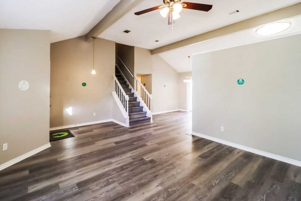 900 Clearwater Trl - Photo 6 of 17