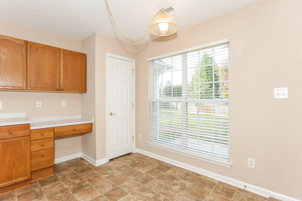 4965 Hathwyck Ct Nw - Photo 4 of 13