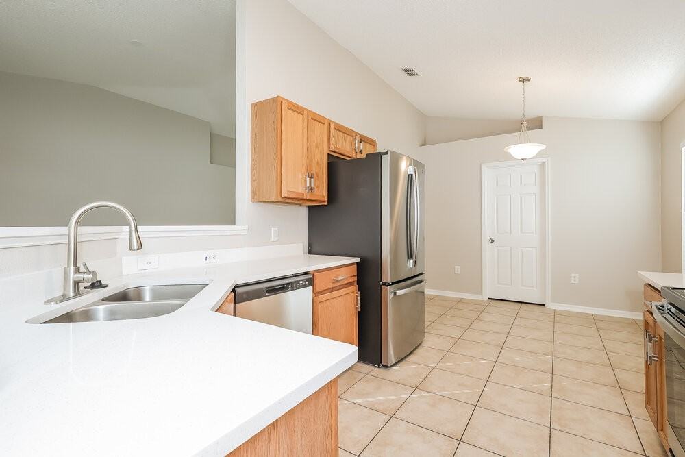 5300 Sunset Canyon Dr - Photo 7 of 16