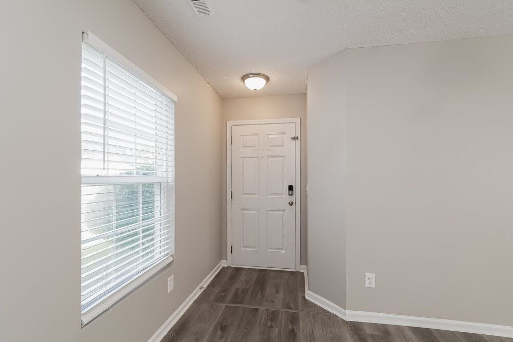 8143 Cohosh Ct - Photo 4 of 17