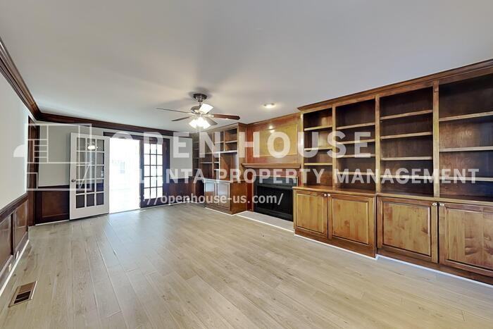 4139 Westchester Xing Ne - Photo 5 of 26