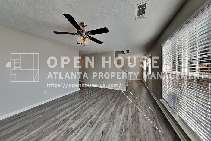 110 Chartres St - Photo 4 of 23