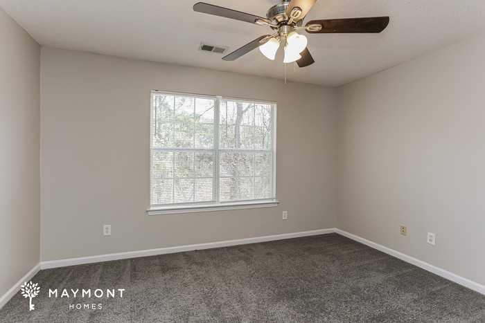 2294 Coach Way - Photo 5 of 13