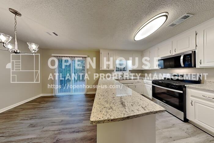 4955 Baker Plantation Dr - Photo 7 of 22