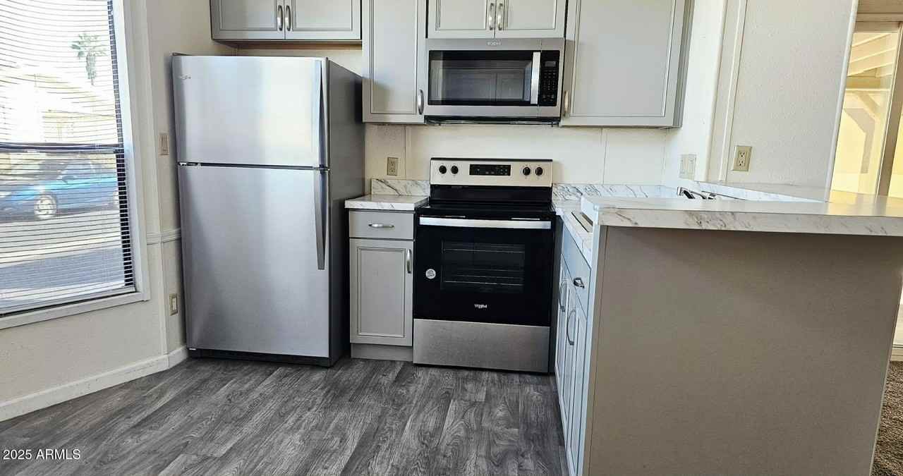 6162 S Pinehurst Dr - Photo 4 of 18